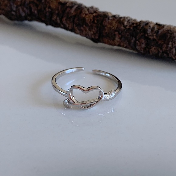 Hollow heart silver ring , silver heart ring, sterling silver ring,stacking ring - Picture 1 of 4